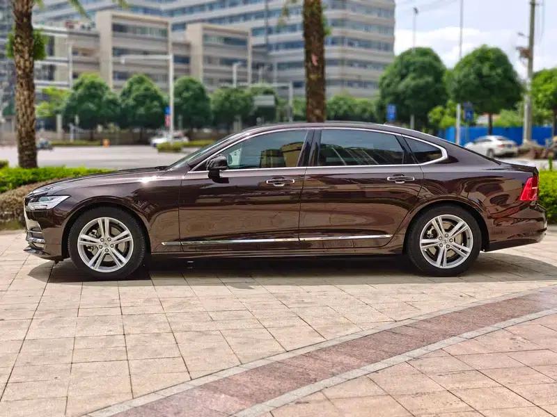 2020 Volvo S90 T5 Inscription Luxury Edition — миниатюра 4