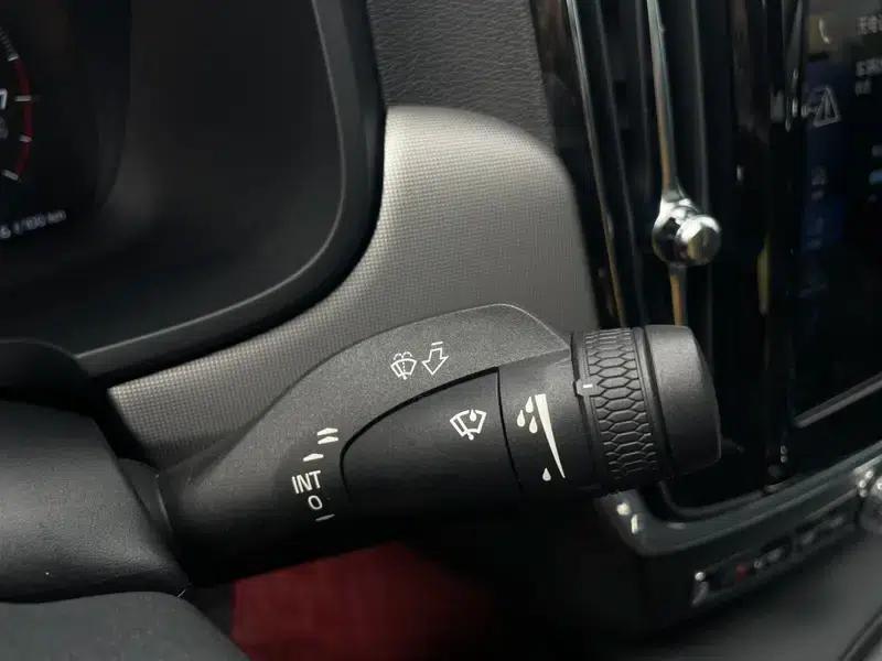 2021 Volvo S90 B5 Smart Sport Edition — миниатюра 31