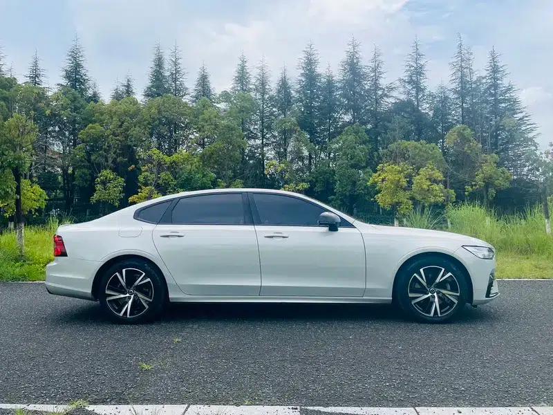 2021 Volvo S90 B5 Smart Sport Edition — миниатюра 8