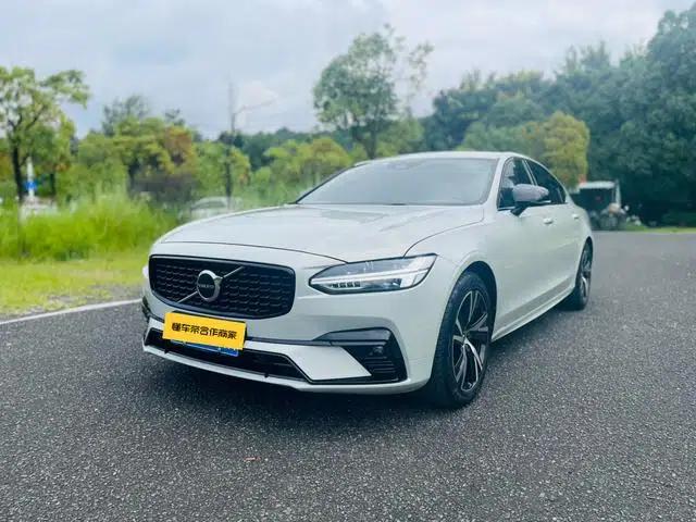 2021 Volvo S90 B5 Smart Sport Edition