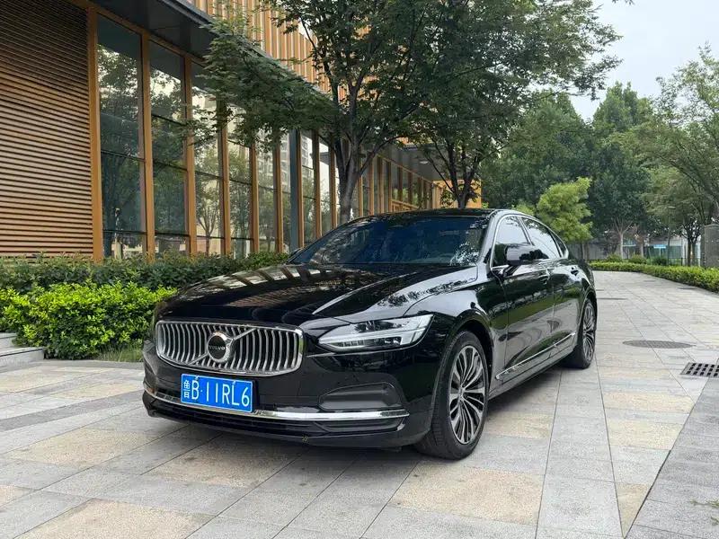 2024 Volvo S90 B5 Smart Luxury Edition — миниатюра 1