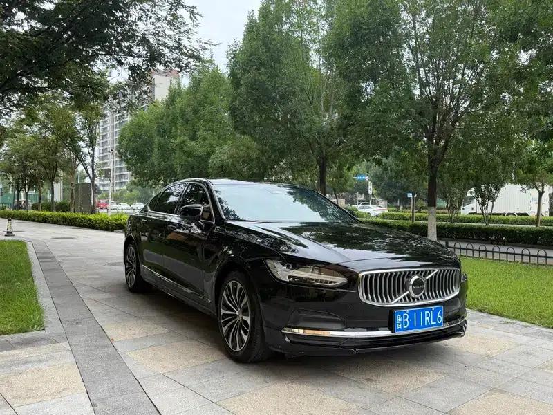 2024 Volvo S90 B5 Smart Luxury Edition — миниатюра 3