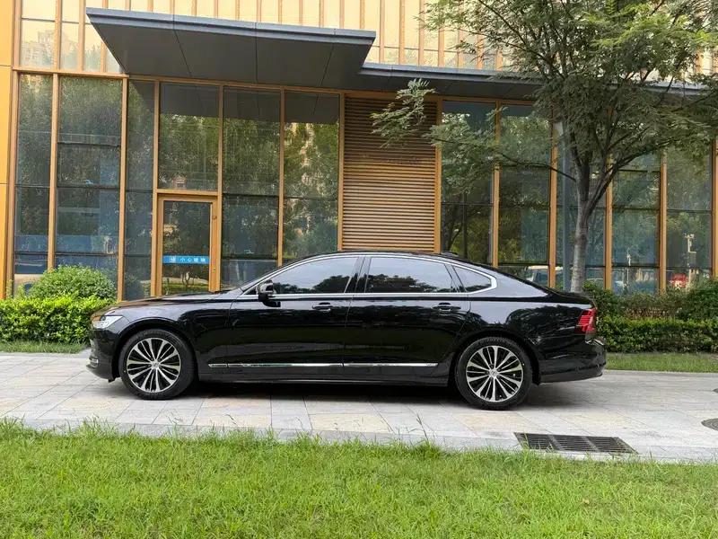 2024 Volvo S90 B5 Smart Luxury Edition — миниатюра 4