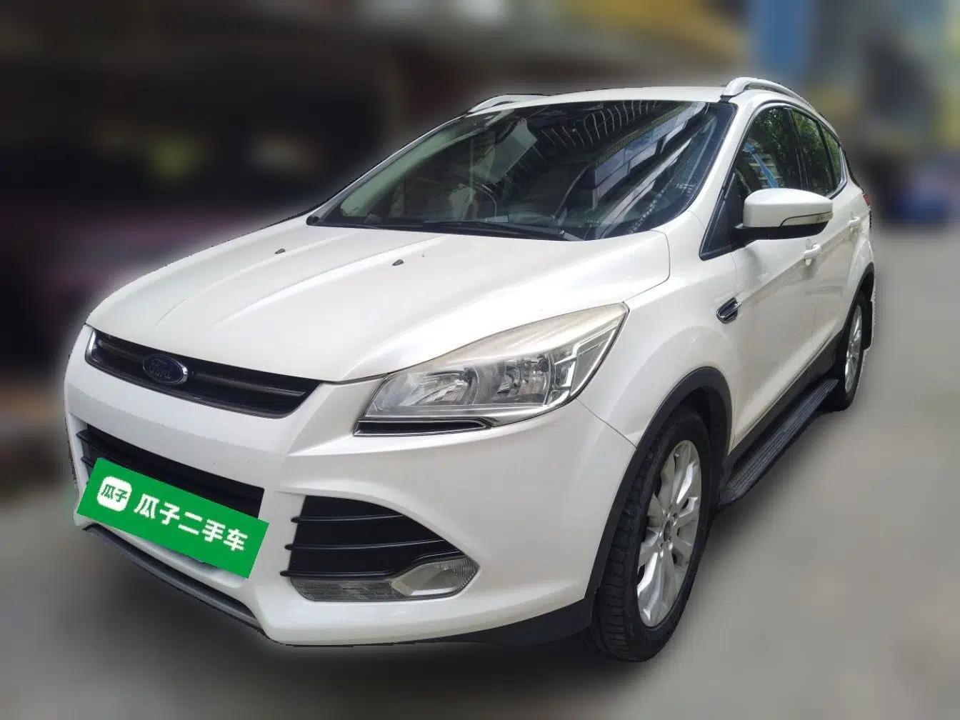 Ford Kuga 2015 1.5L GTDi Two-Wheel-Drive Comfort Model — миниатюра 1