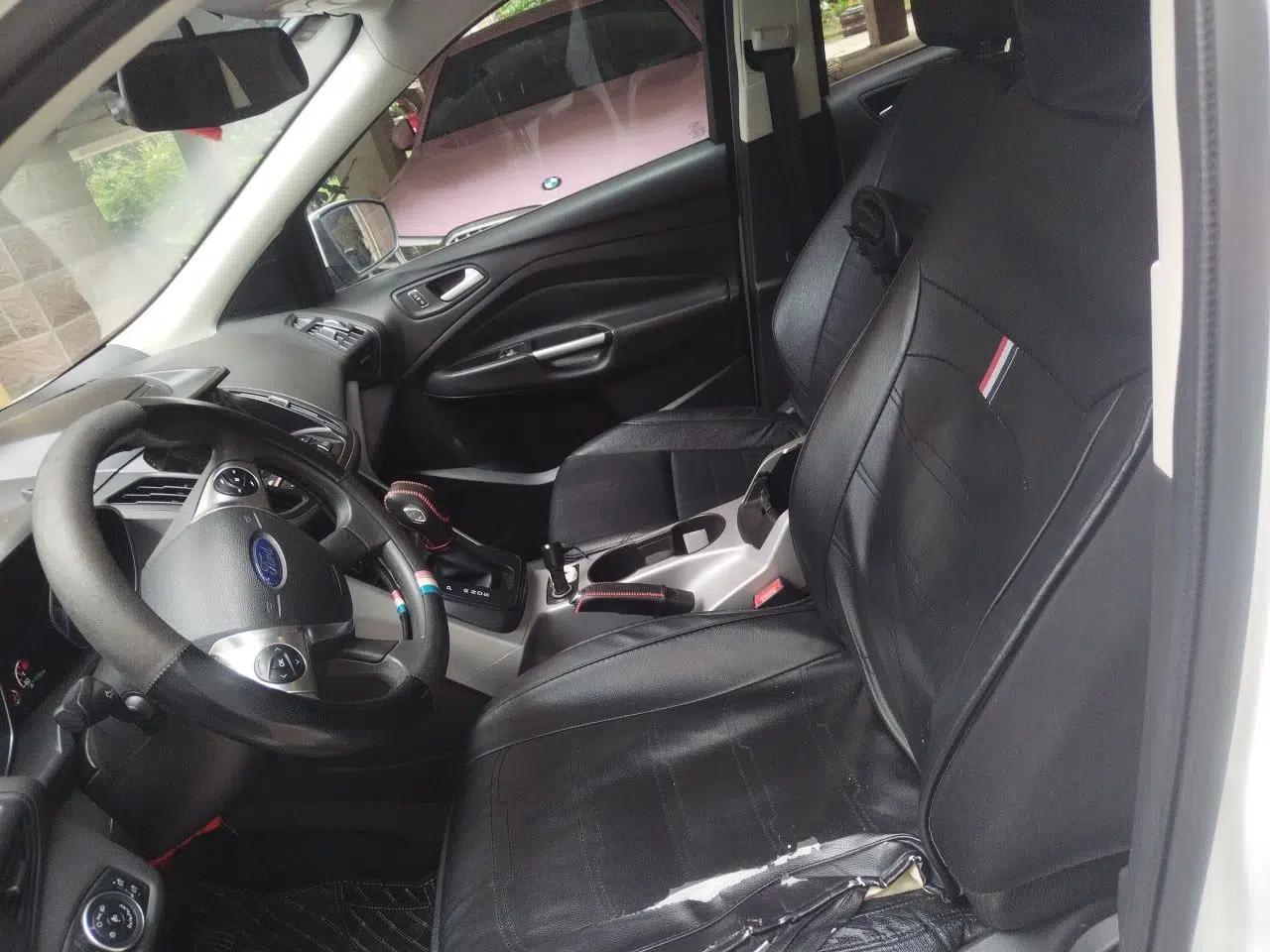 Ford Kuga 2015 1.5L GTDi Two-Wheel-Drive Comfort Model — миниатюра 15
