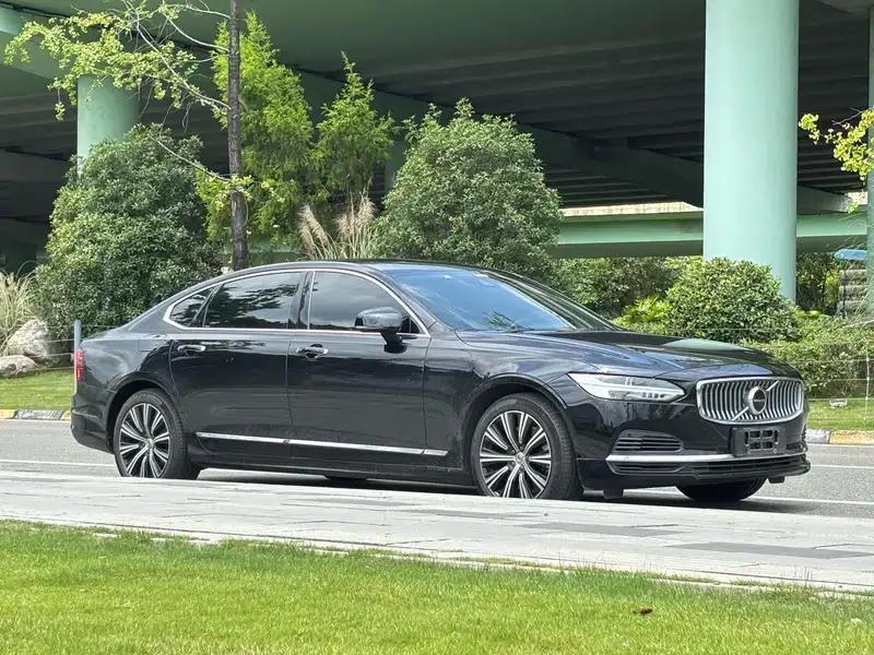 2021 Volvo S90 PHEV T8 E-Drive Hybrid Smart Luxury Edition — миниатюра 3