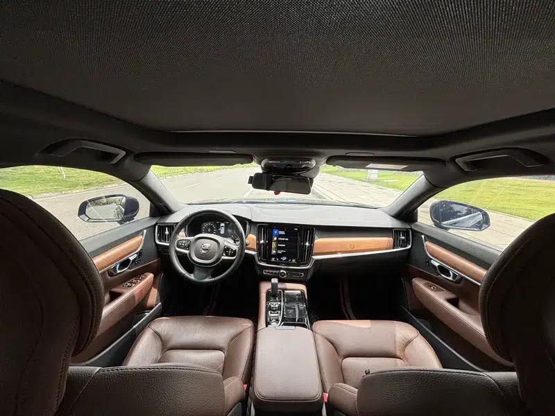 2021 Volvo S90 PHEV T8 E-Drive Hybrid Smart Luxury Edition — миниатюра 8