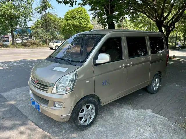 Wuling Rongguang 2019 1.5L S Basic Model