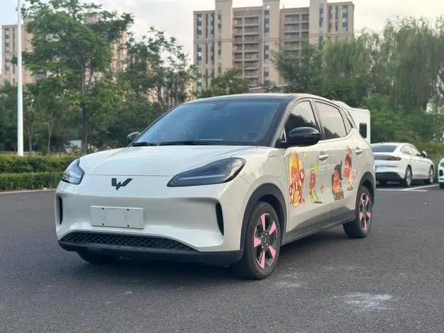 Wuling Bingo PLUS 2024 Model 330km Five-Seater