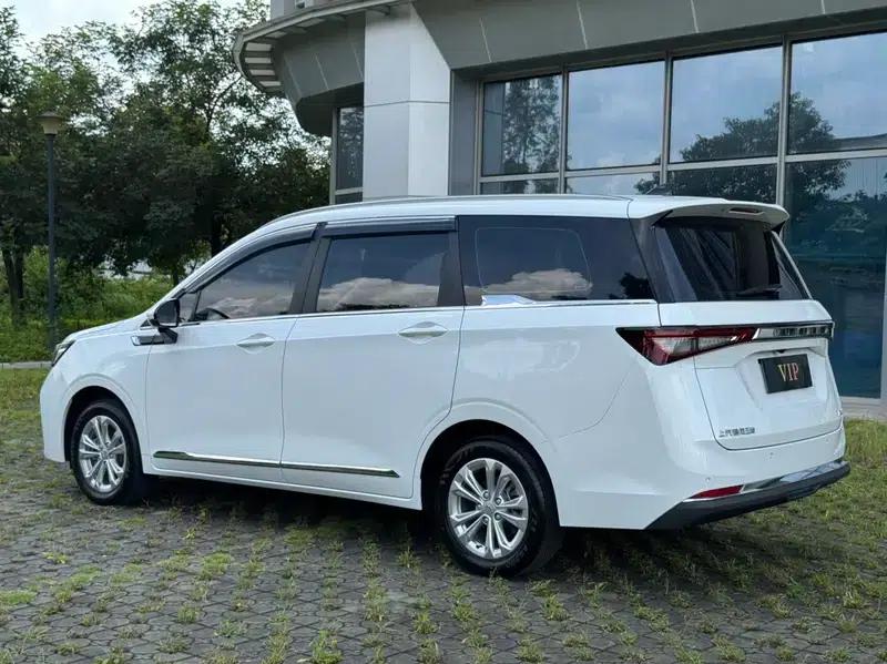 Wuling Jiachen 2022 1.5T CVT Smart Luxury Edition — миниатюра 4