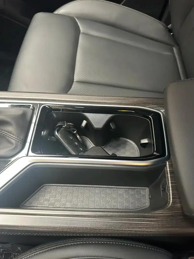 Wuling Jiachen 2022 1.5T CVT Smart Luxury Edition — миниатюра 8