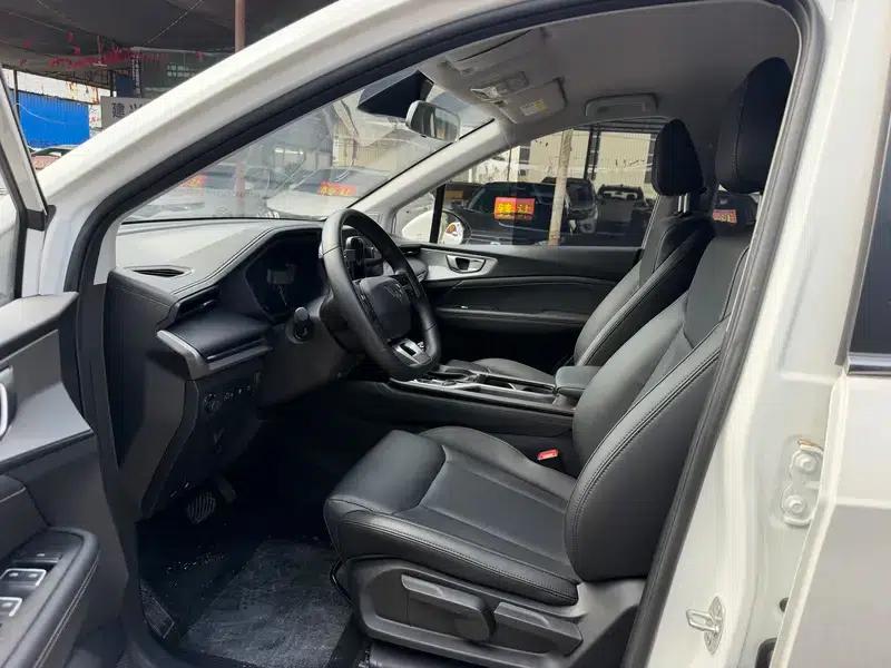 Wuling Jiachen 2022 1.5T CVT Smart Luxury Edition — миниатюра 17