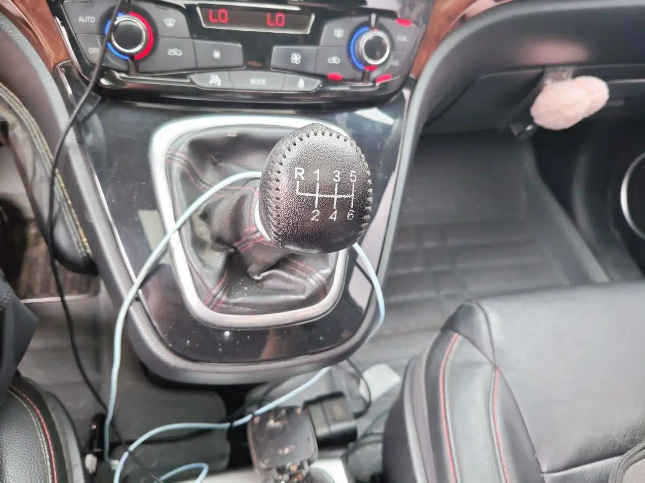 Haval H6 2014 Sport Version 1.5T Manual Two-Wheel Drive Elite Edition — миниатюра 14