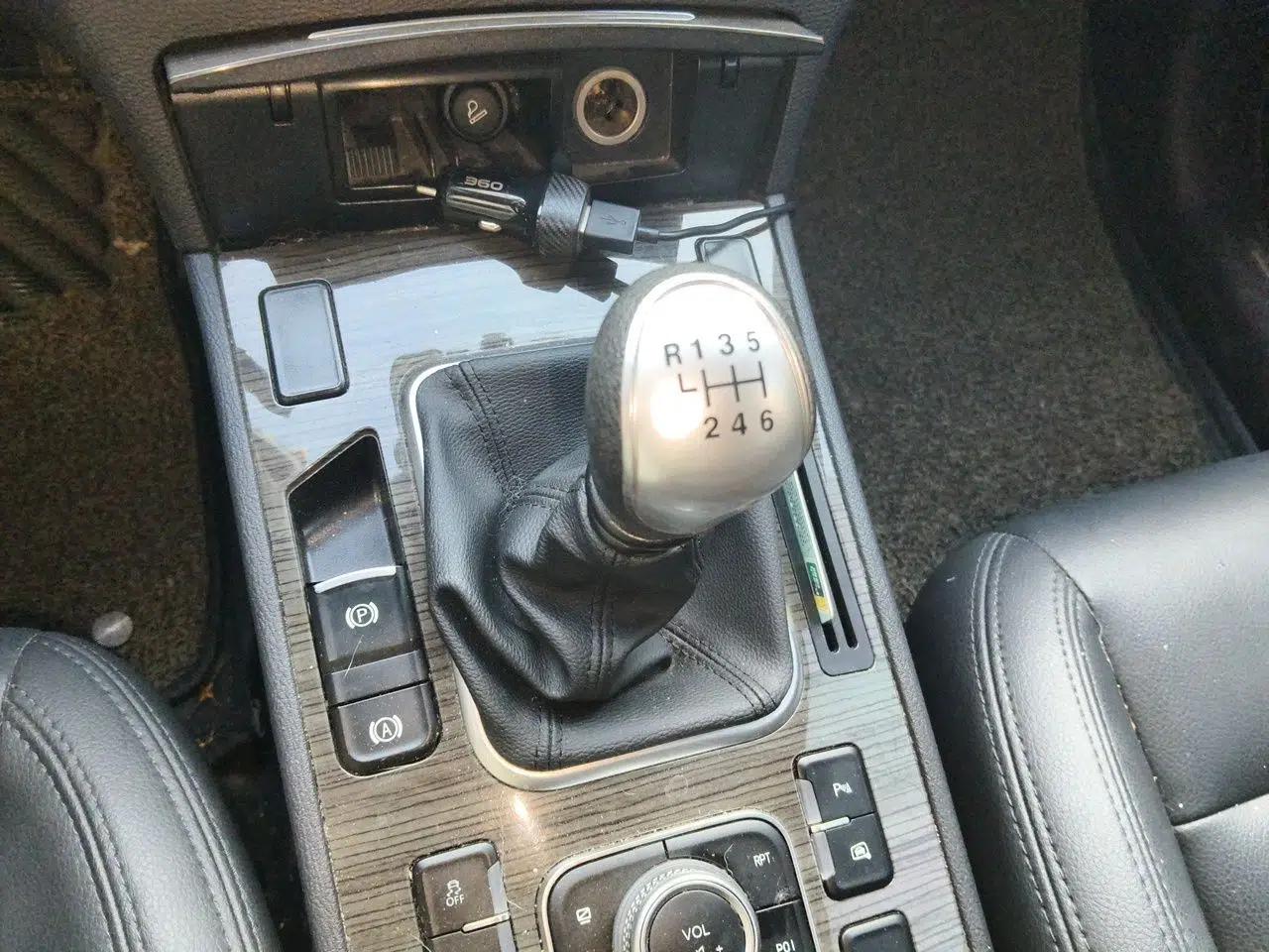 Haval H6 2016 Upgraded Model 1.5T Manual Two-Wheel Drive Prestige Version — миниатюра 14