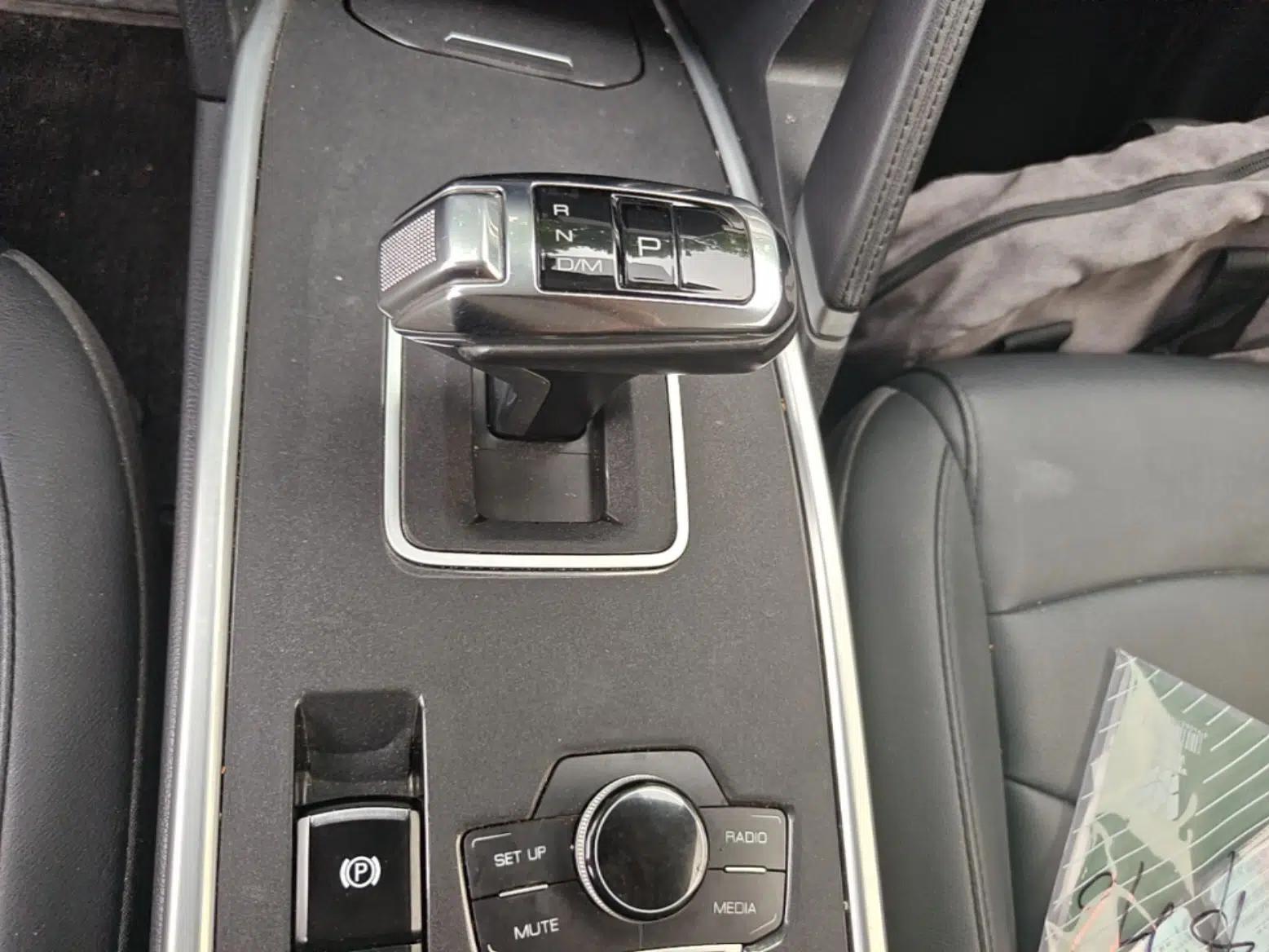 Haval H6 2019 Sport Edition 1.5T Automatic Two-Wheel Drive Elite Model China VI — миниатюра 21