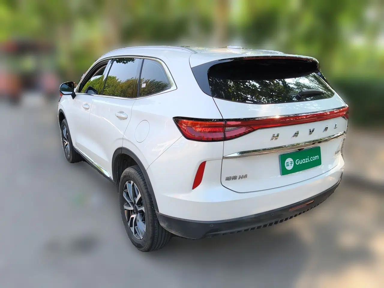 Haval H6 2024 1.5T Two-Wheel-Drive Classic Edition — миниатюра 4