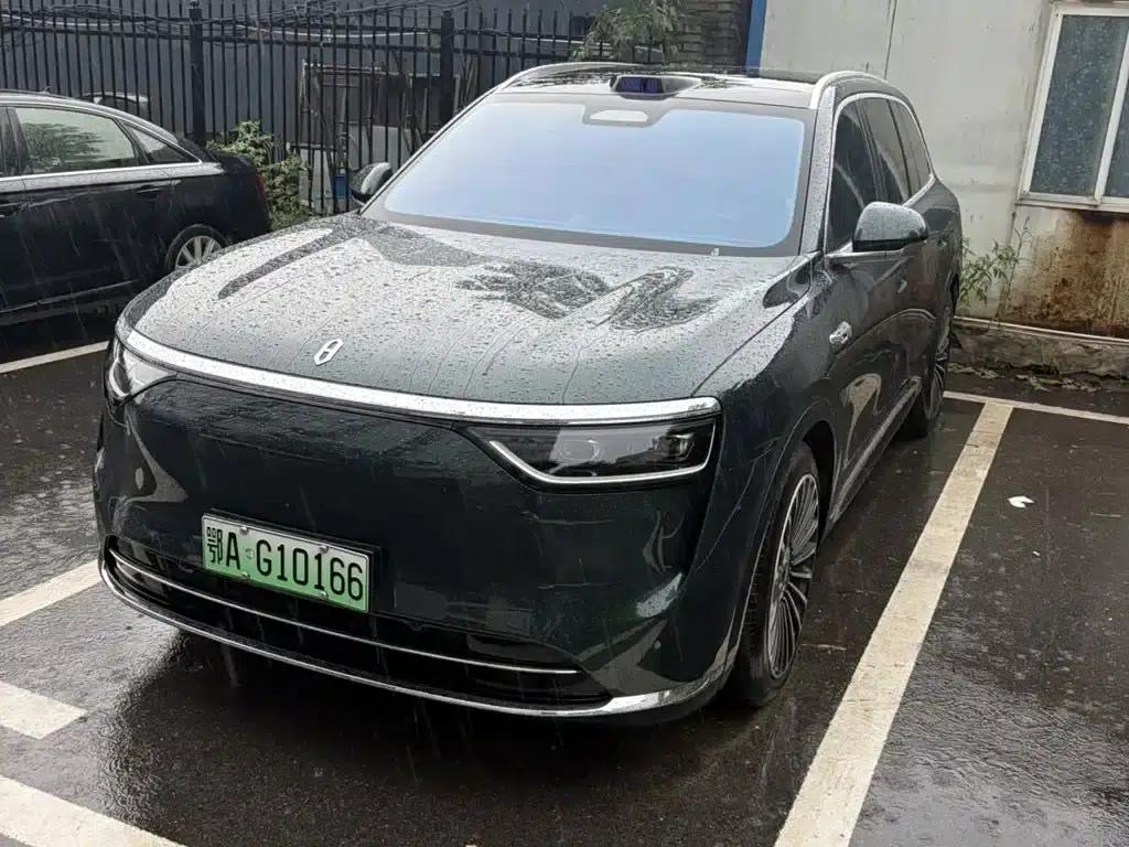 Wenjie M8 2025 Ultra Extended Range Edition (53.4kWh, 6-seater, 192-line LiDAR) — миниатюра 1