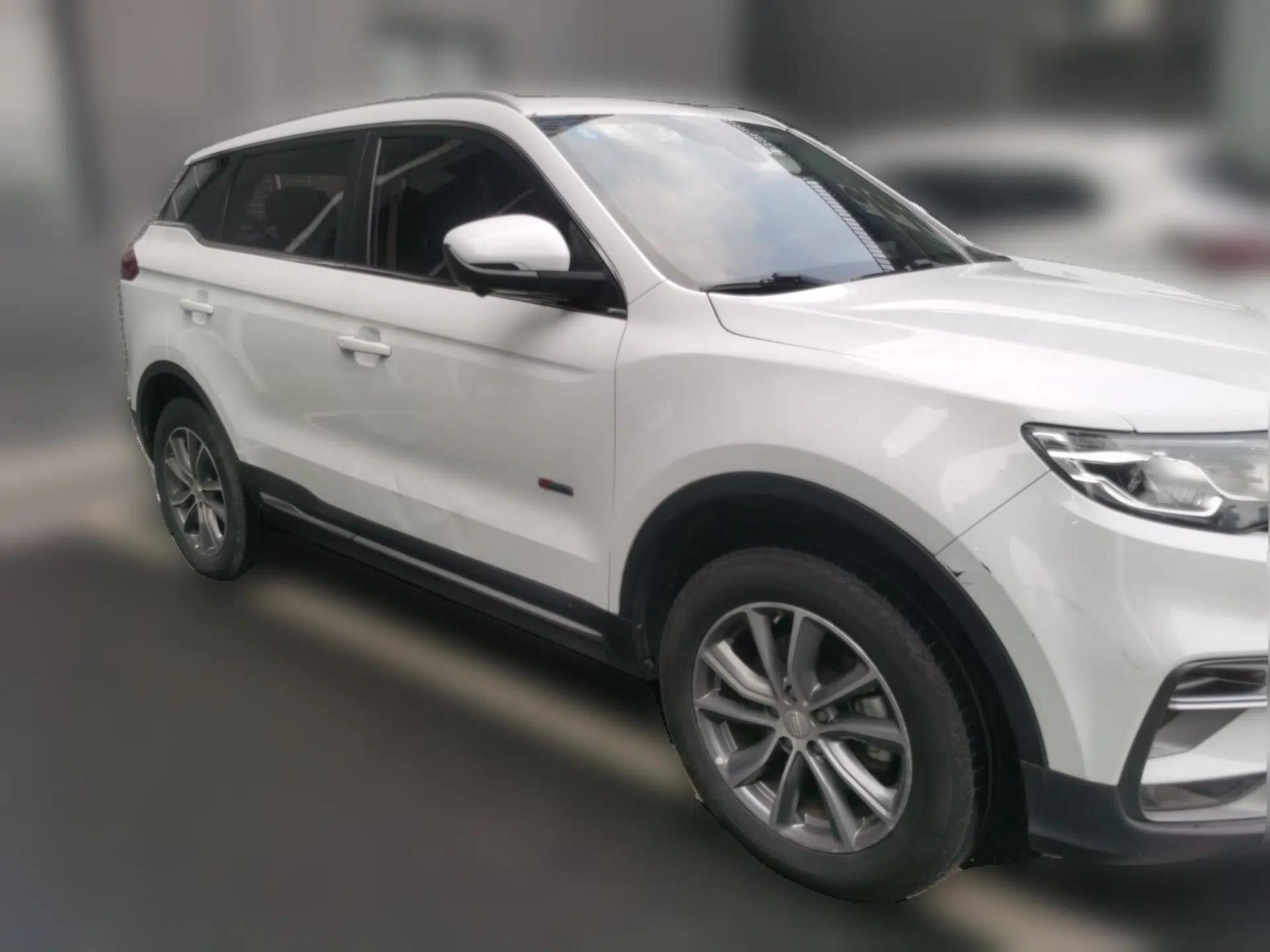 Geely Auto Emgrand X7 Sport 2018 1.8TD Automatic Two-Wheel Drive Smart 4G Connected Version — миниатюра 3