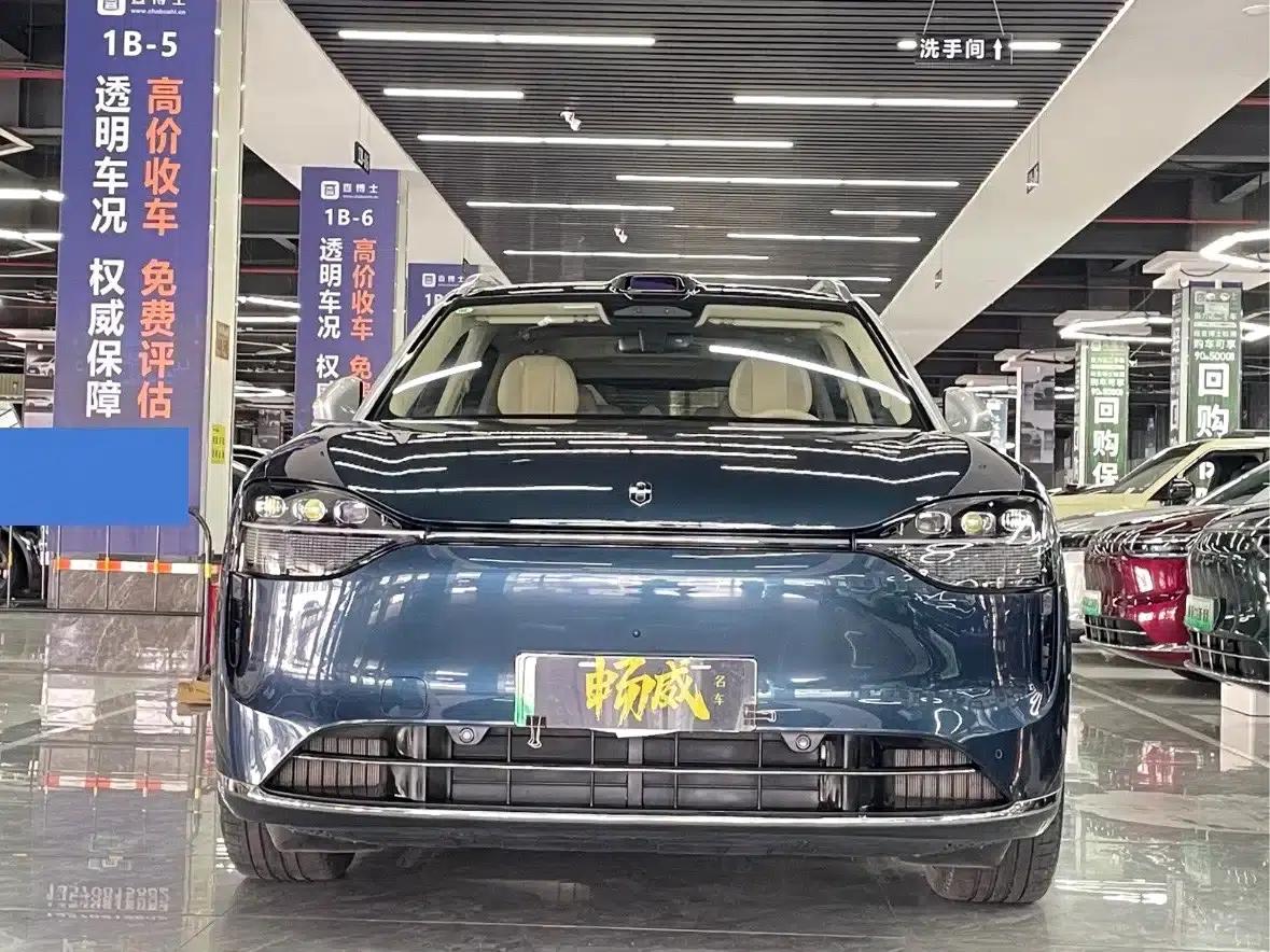 Wenjie M9 2025 Extended Range Ultra Edition 52kWh 5-Seat Version (192-line LiDAR) — миниатюра 2