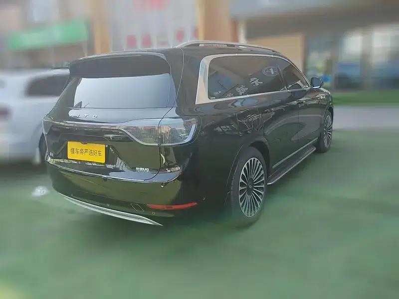 Wenjie M9 2024 Ultra Range Extended 6-Seater — миниатюра 4