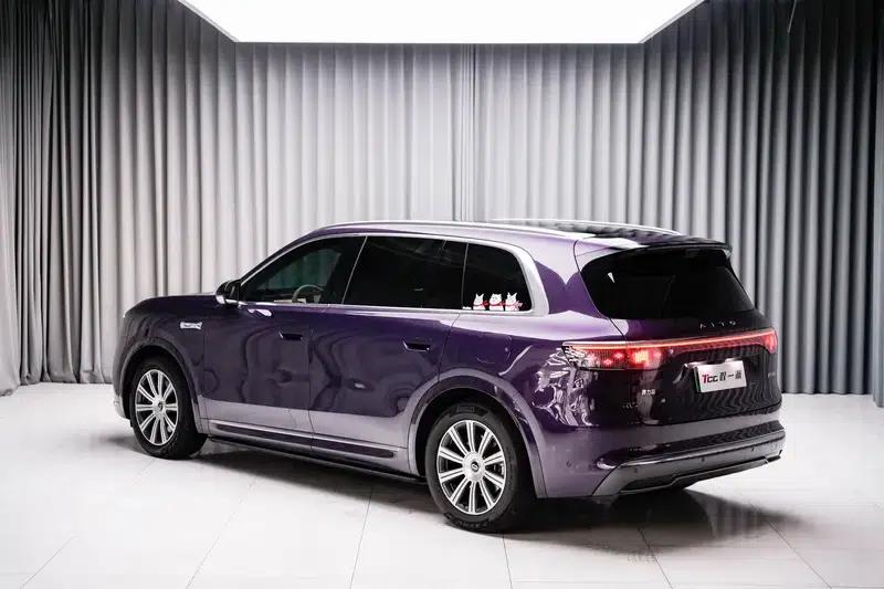 Wenjie M8 2025 Pure Electric Max+ 5-Seat 4WD Version (192-line LiDAR) — миниатюра 3