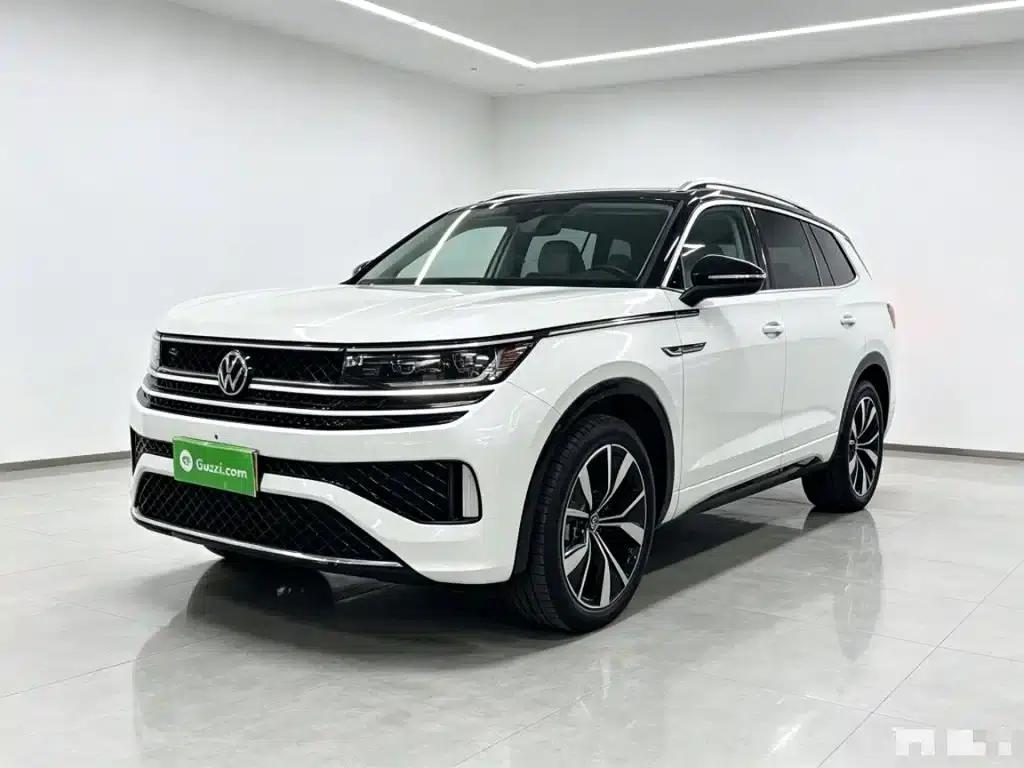 2023 Range Rover 380TSI AWD R-Line Touring Edition — миниатюра 1