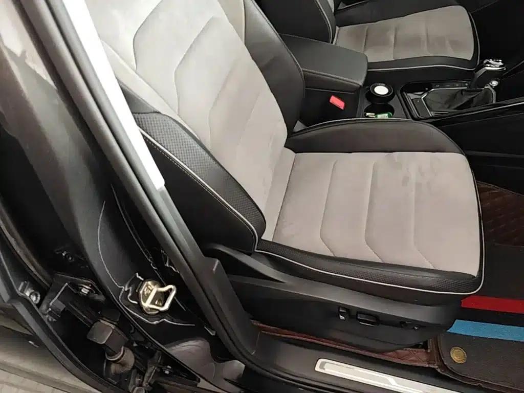 Tayron X 2020 330TSI 2WD Premium Intelligent Edition — миниатюра 25