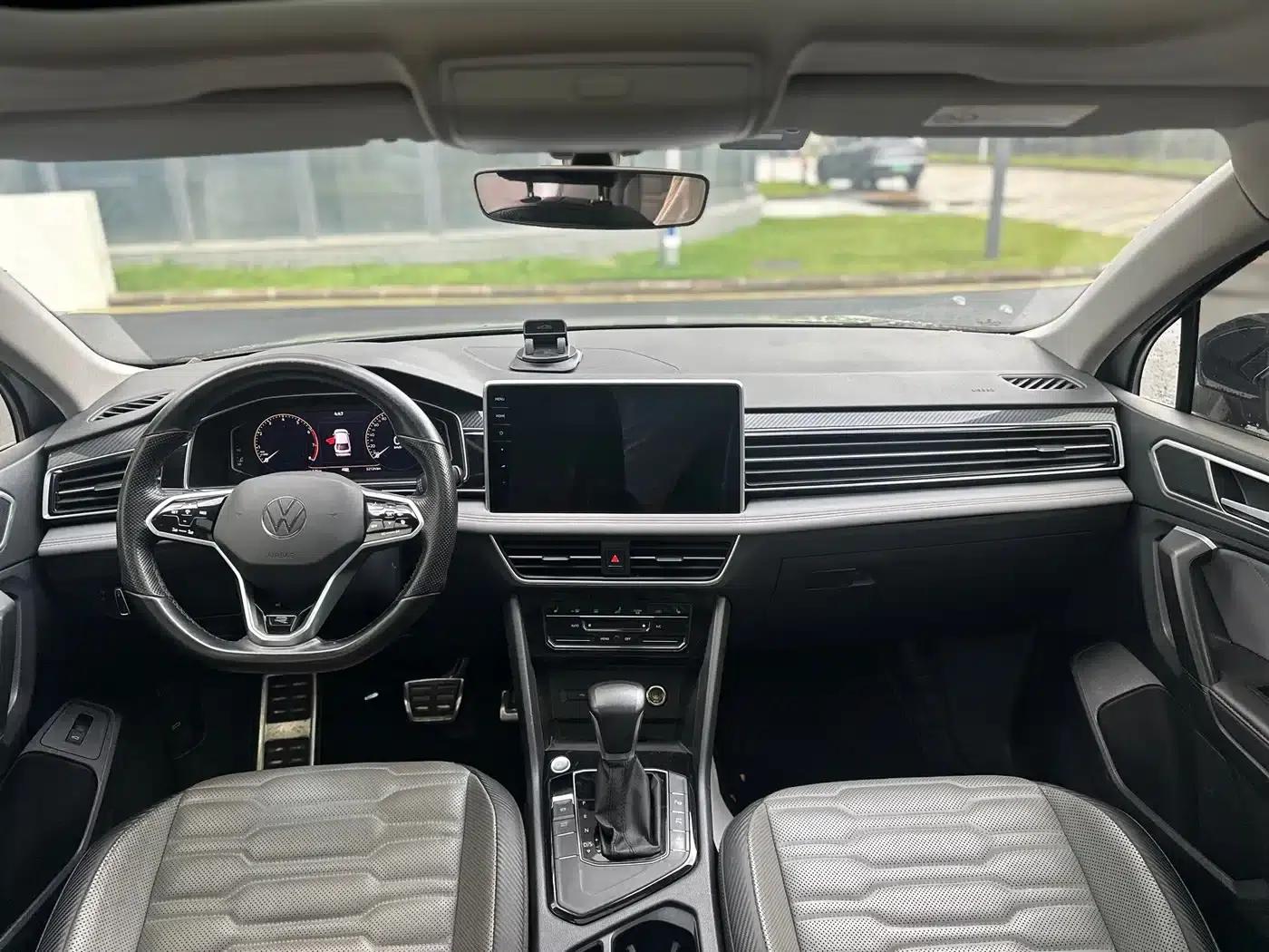 Tiguan X 2022 330TSI 2WD Flagship Edition — миниатюра 6