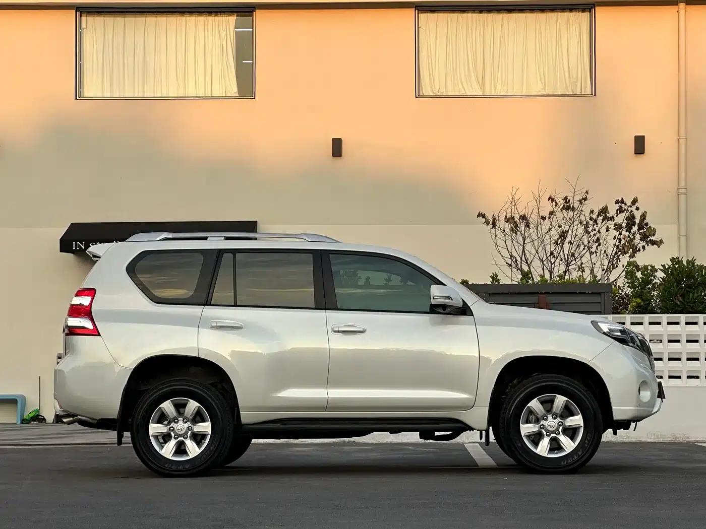 2016 Prado 2.7L Automatic Luxury Edition — миниатюра 7