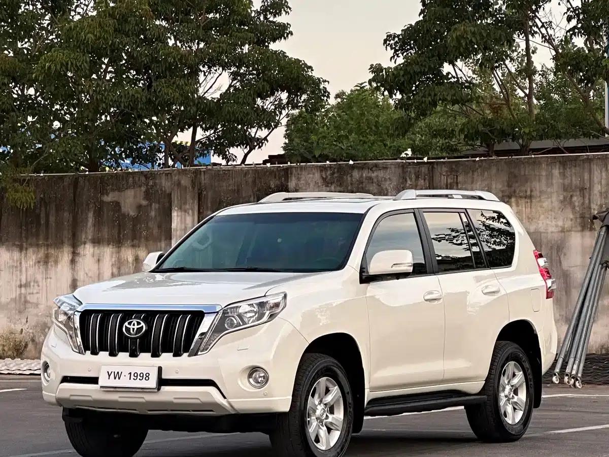 2016 Prado 2.7L Automatic Luxury Edition — миниатюра 9