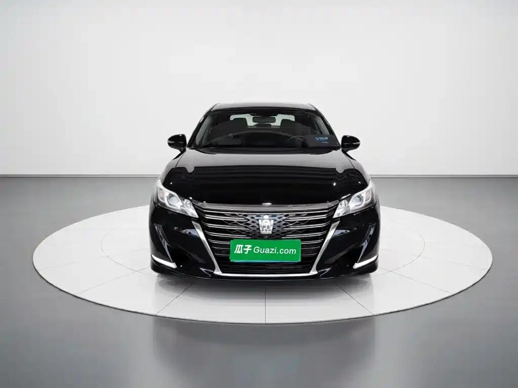Crown 2018 2.0T Sport Edition — миниатюра 2