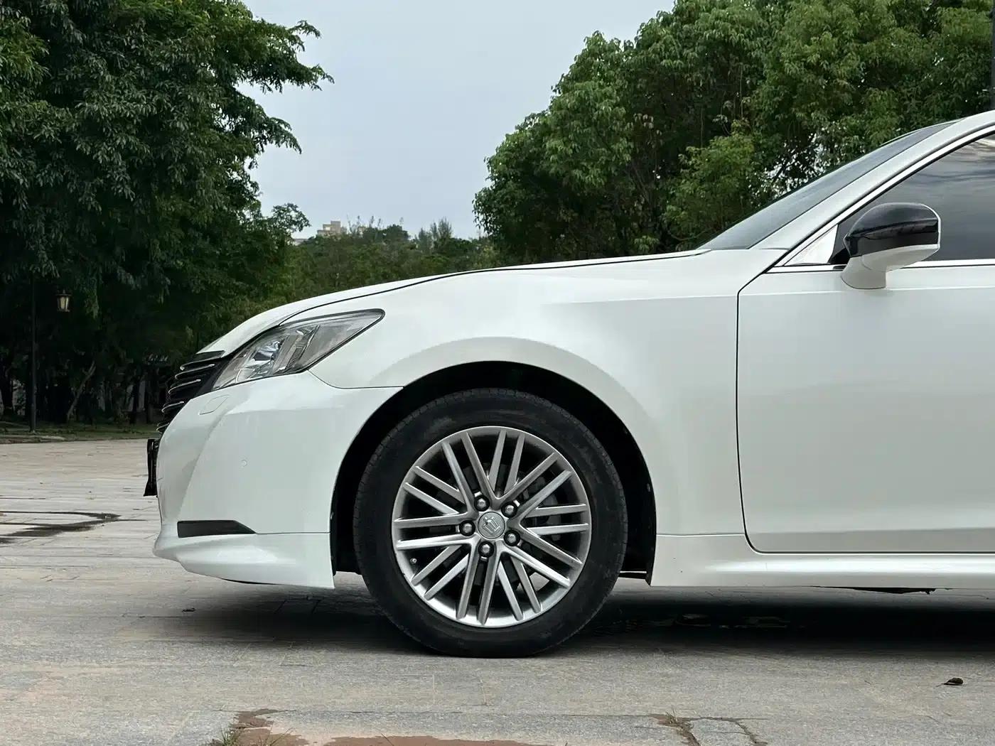Crown 2017 2.0T Sport Edition — миниатюра 12