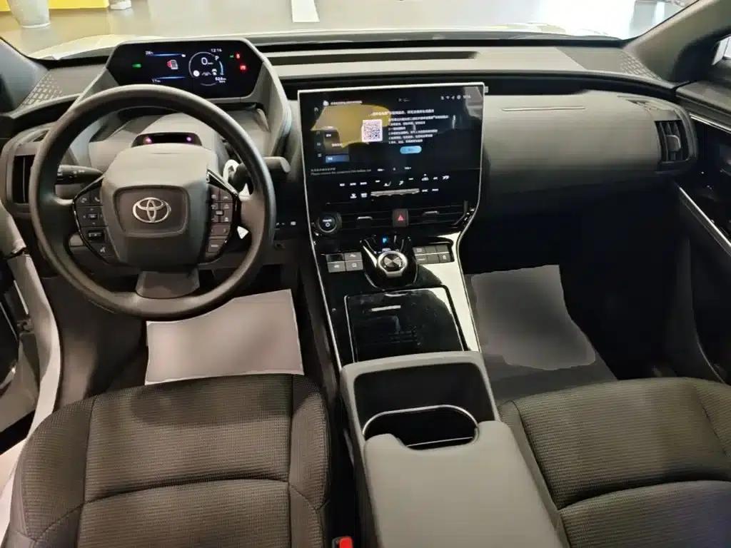 Platinum 4X 2025 Model 615 Air Edition — миниатюра 10