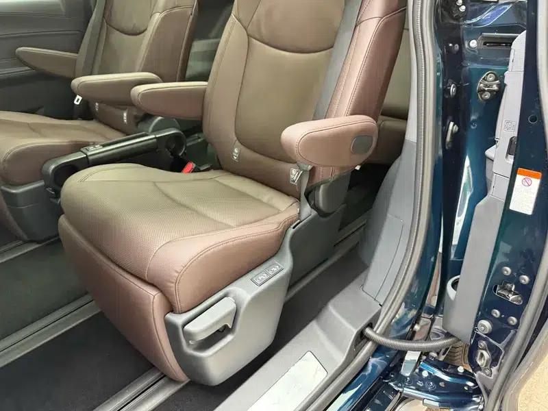 2023 Grevia Intelligent Hybrid Dual Engine 2.5L Flagship VIP — миниатюра 13